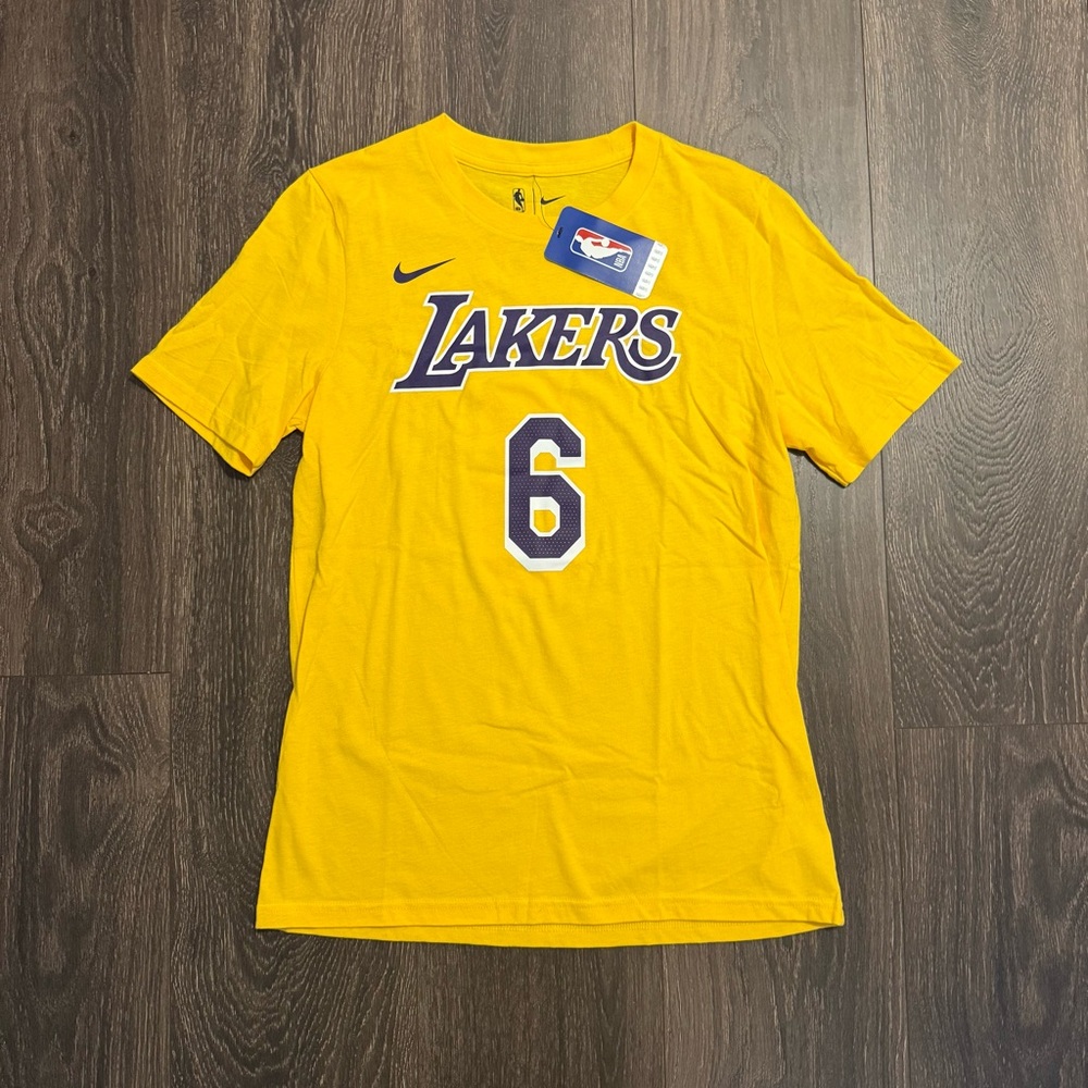 Nike LeBron James Lakers Tee Shirt Yellow Gold Purple NWT